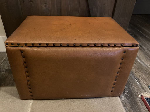 Vintage leren opbergkist poef