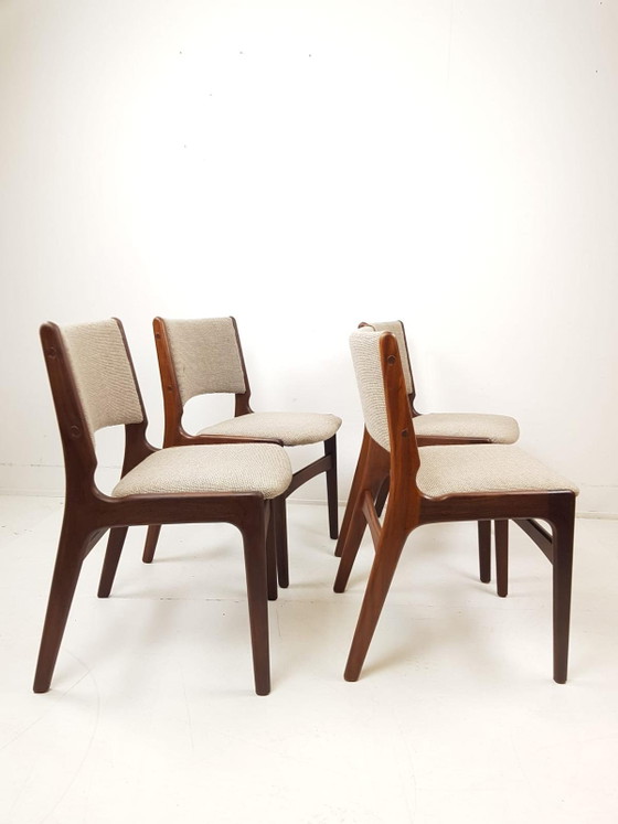 4 sedie Erik Buch | Sedie da pranzo vintage, appena rivestite in tessuto Ploeg beige e marrone – Wood, Wool (photo 5 of 8)