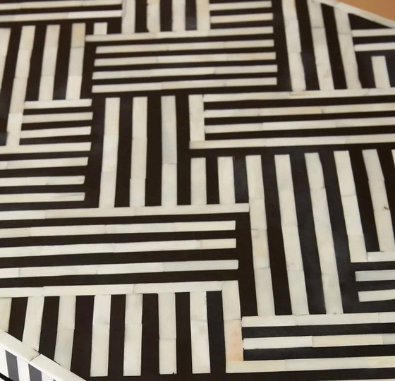 Image 1 of Schreibtisch mit Knocheneinlagen