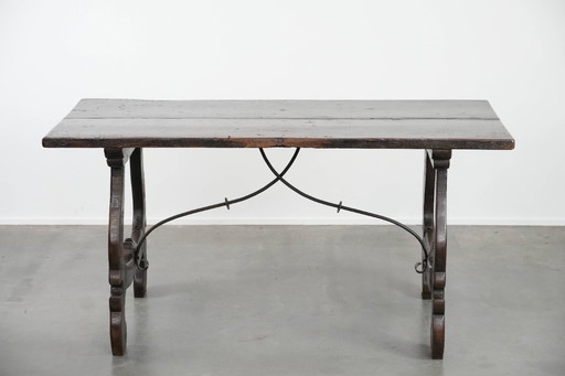 Mesa auxiliar/mesa de comedor española antigua de principios del siglo XVIII