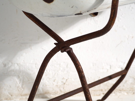 Antique bathtub in enamelled iron – Central Europe, circa 1950 #4 – Decorative Objects, Industrieel (photo 19 of 40)