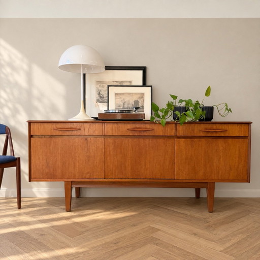 Vintage Sideboard •Homeworthy UK•