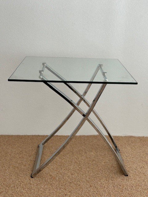 Image 1 of Table d'appoint en verre (50X50Cm)