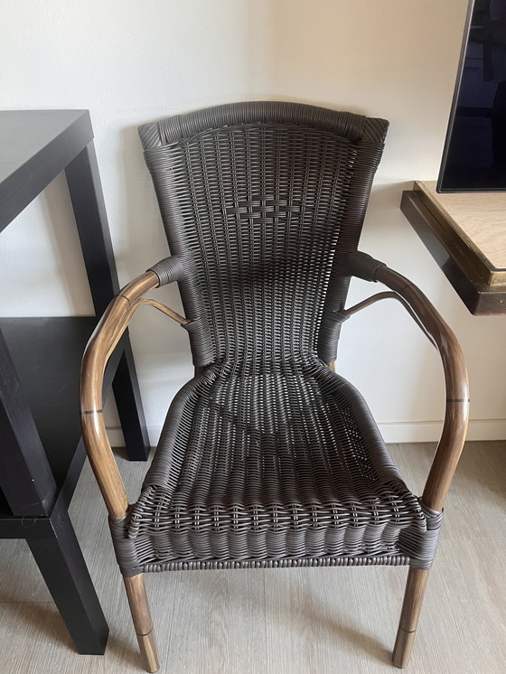 Image 1 of Bistrostoel