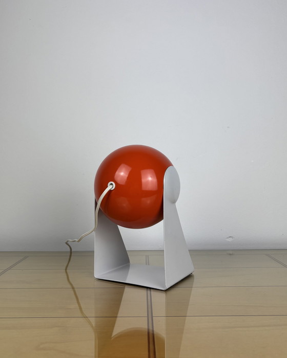 Image 1 of Vintage lamp, Italië, jaren 60, jaren 70, metaal, ruimtetijdperk, Spoetnik-ontwerp, UFO, oranje oogbollamp, industrieel ontwerp,