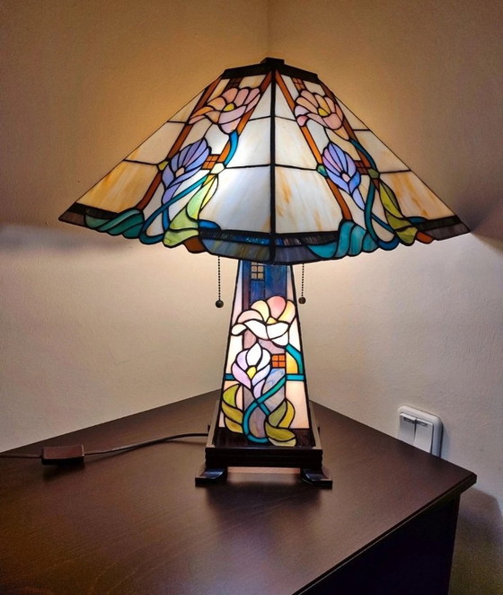 Pyramid Tiffany Lamp – Table lamps, Crystal (photo 3 of 9)