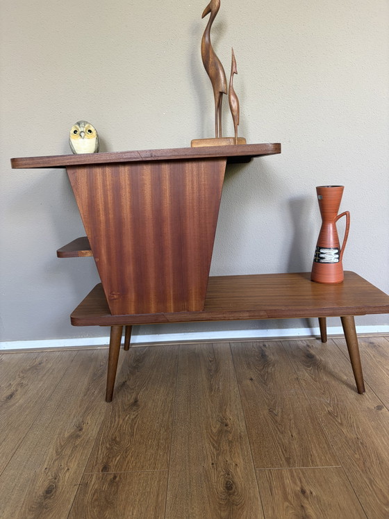 Image 1 of Vintage platenspelertafeltje, plantentafel, bijzettafel, kastje sixties