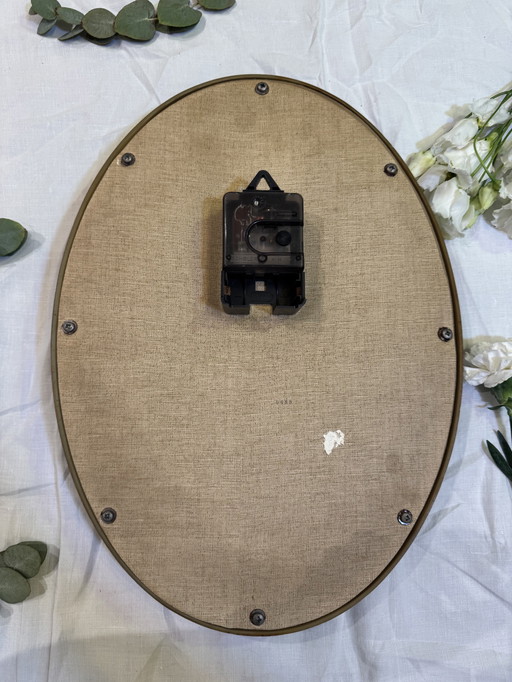 Reloj vintage con marco abovedado