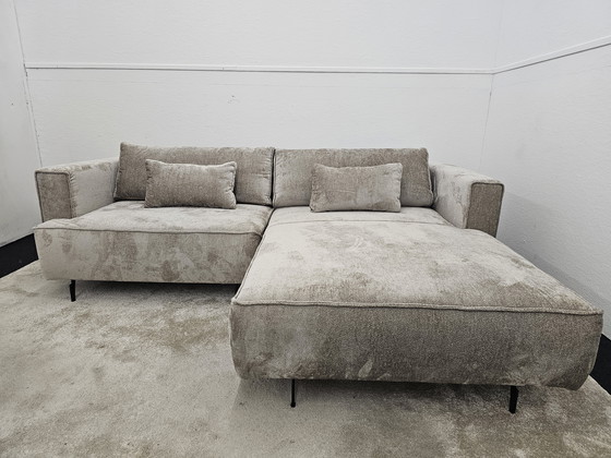 Image 1 of New corner sofa bed + storage space