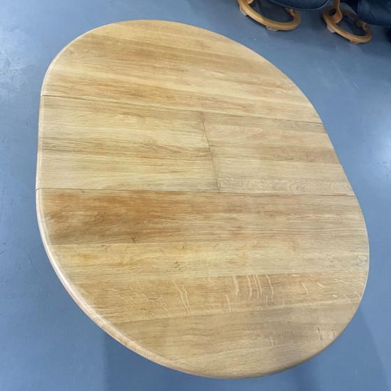 Beautiful Extendable Oak Dining Table – Wood, Metal (photo 7 of 7)