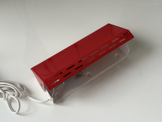 Image 1 of Lampada da parete vintage anni '80 con meccanismo basculante e apribile.