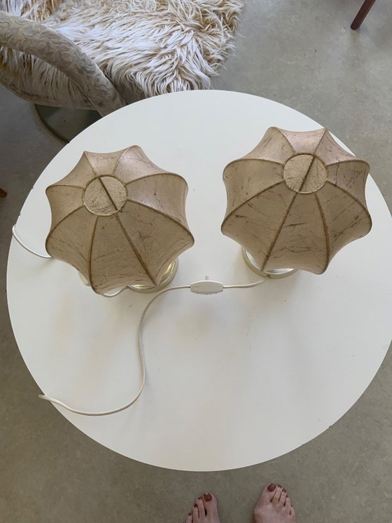 Image 1 of Deux lampes cocon en parfait état