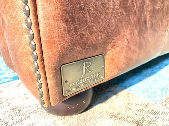 Image 1 of Robusto divano Chesterfield color cognac