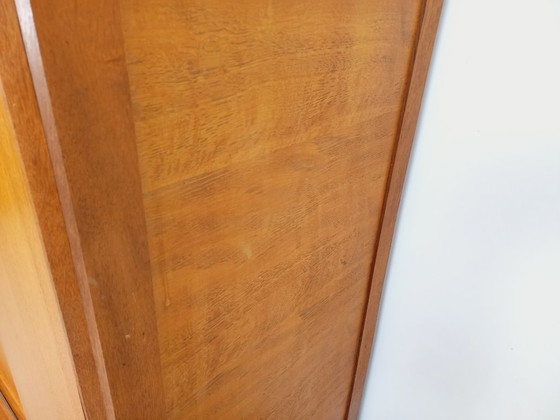 Image 1 of Vintage eikenhouten kledingkast uit de jaren 60