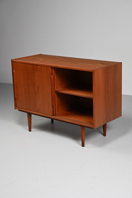 Image 1 of Deens Mid Century dressoir
