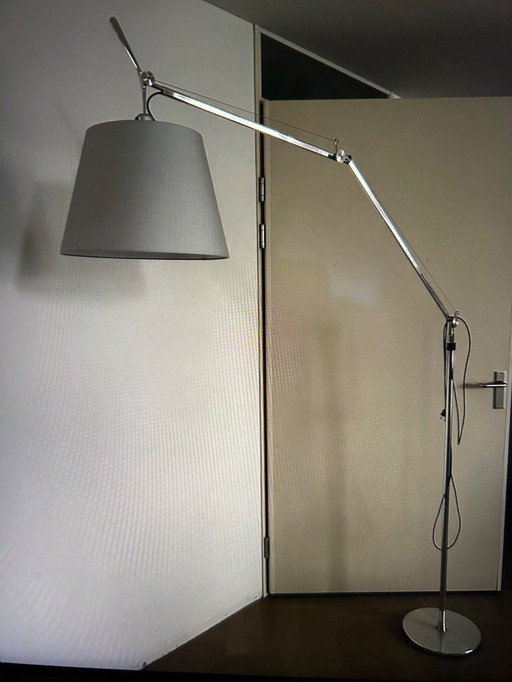 Artemide Tolomeo Mega Hue dimmbarer Seidenlampenschirm 42 cm