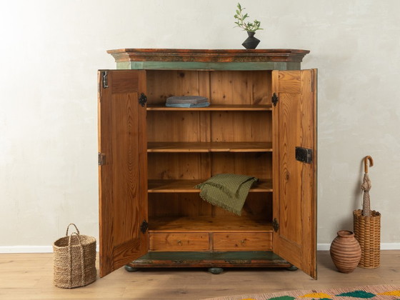 Image 1 of Armoire de ferme ancienne, XVIIIe siècle, vintage
