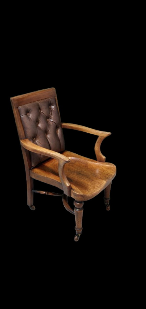 Image 1 of Antieke Engelse bureau- / library armstoel
