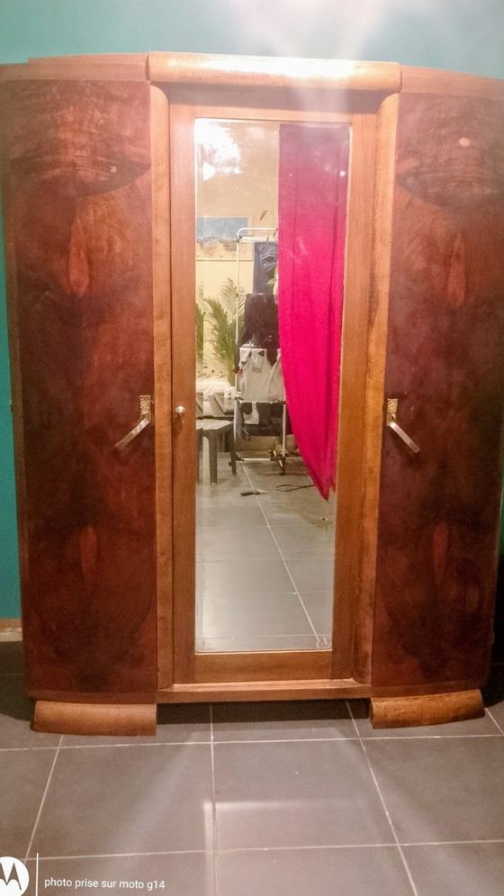 Image 1 of Armadio a specchio in noce Art Déco