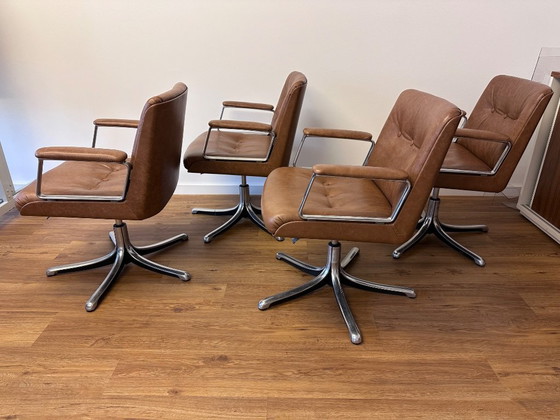 Image 1 of 4er-Set Osvaldo Borsani P126 Stühle – Original Cognac Leder – Tecno