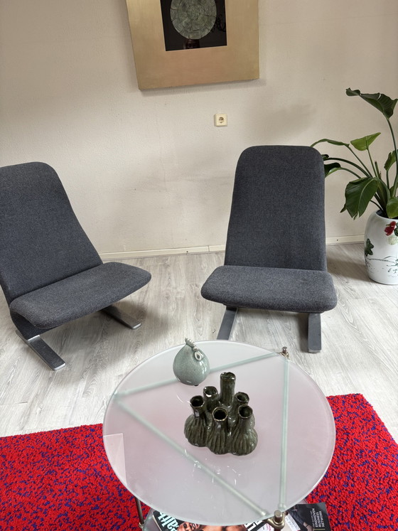 Image 1 of 2 Stoffsessel der Marke Artifirt