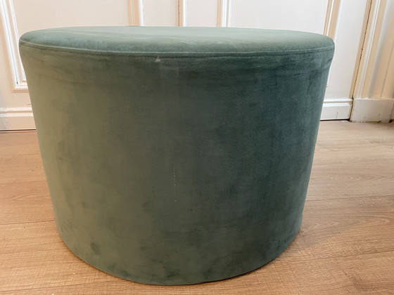 Image 1 of Westwing pouf green velvet