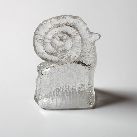 Image 1 of Beeldje van geperst glas / Vintage Steenbok-beeldje van Pavel Panek / Glass Union / Rudolfova Hut / Tsjechië / 1970