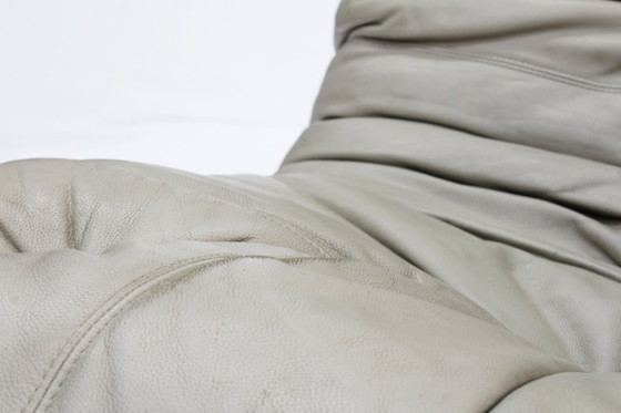 Image 1 of Poltrona angolare vintage Togo in pelle di Michel Ducaroy per Ligne Roset