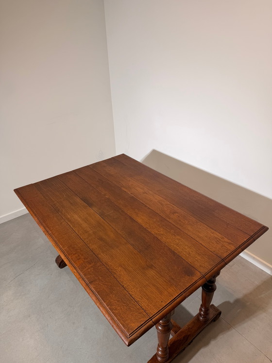 Mesa/escritorio de comedor antiguo de roble con alas abatibles – Mesas de comedor (photo 3 of 4)