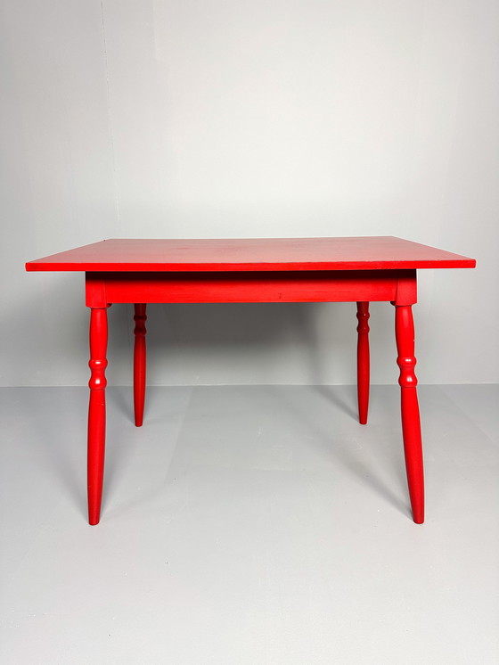 Image 1 of Vintage Set Of 3 Mid-Century Red Lacquered Chairs With Table 