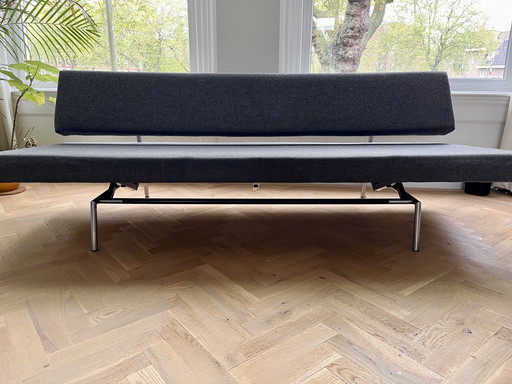 BR02 Martin Visser Bank, Spectrum