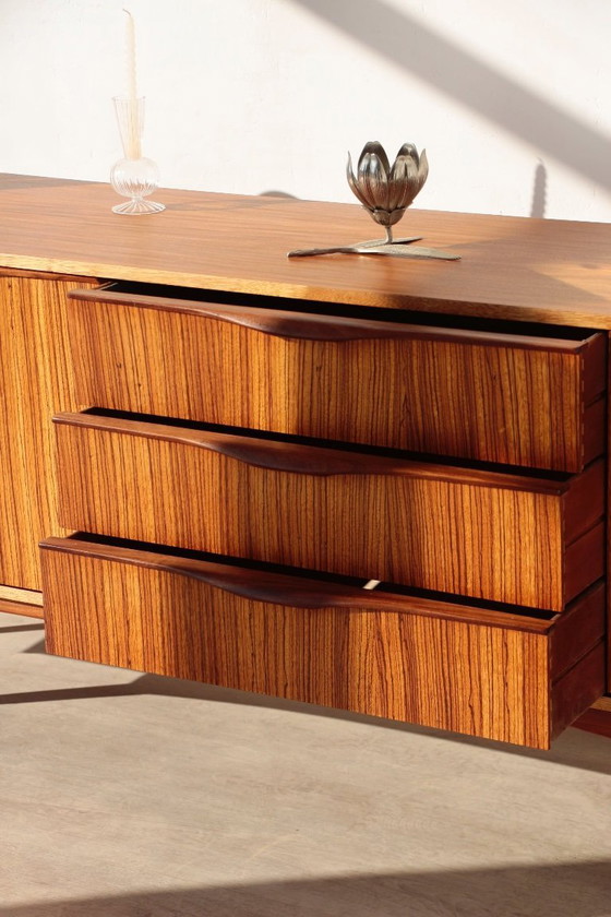 Image 1 of Credenza vintage in teak e zebrano – Elliots of Newbury, anni '60
