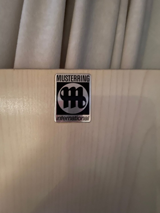 Image 1 of Armario de pared