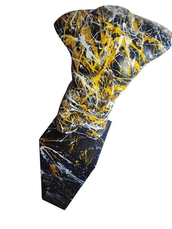 Image 1 of Skulptur auf Sockel | Von Șuțu Adrian | SutuDesigns
