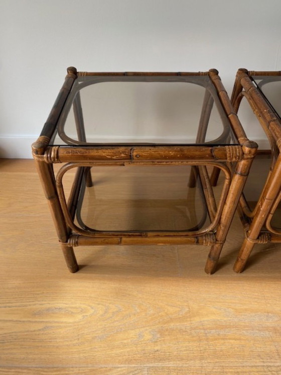 Image 1 of Tavolini laterali vintage in rattan (2) vetro fumé