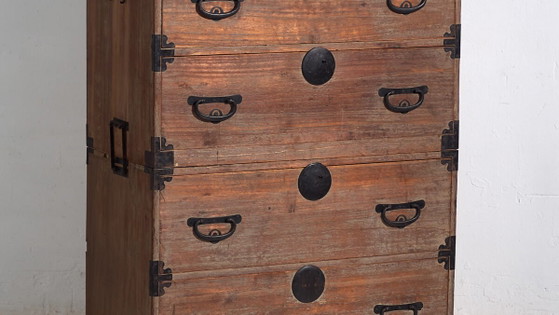 Antique Japanese Tansu Chest of Drawers - Meiji / Taishō Period (c. ) #24 – Iron (photo 3 of 40)