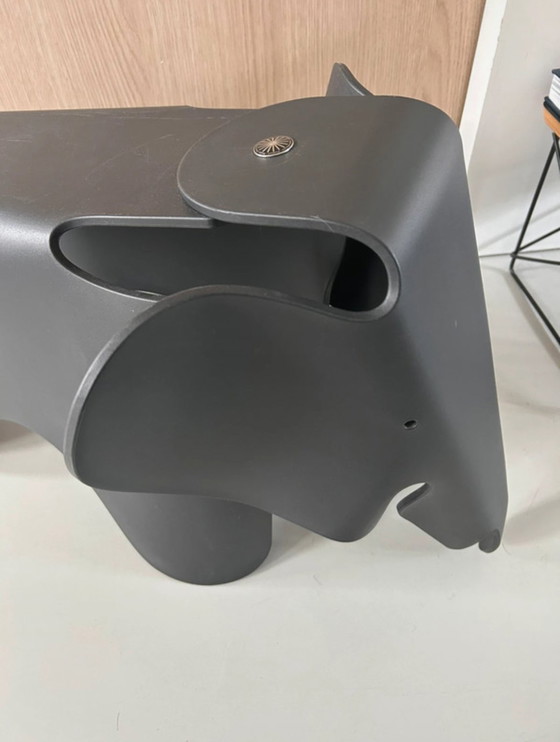 Image 1 of Vitra Eames Elephant