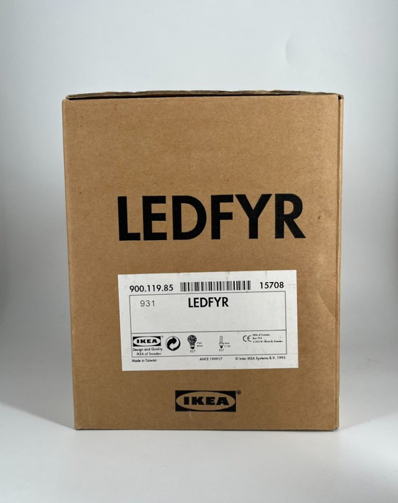 Image 1 of Lámpara de pared IKEA LEDFYR: un diseño posmoderno excepcional de los años 90