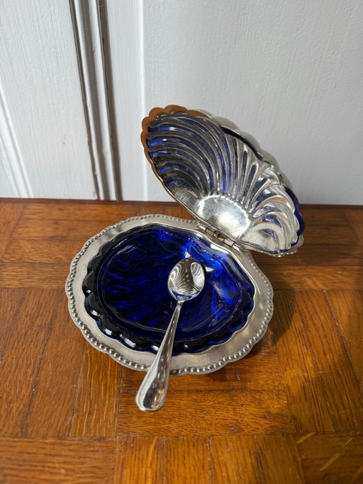 Butterdose aus Edelstahl in Muschelform