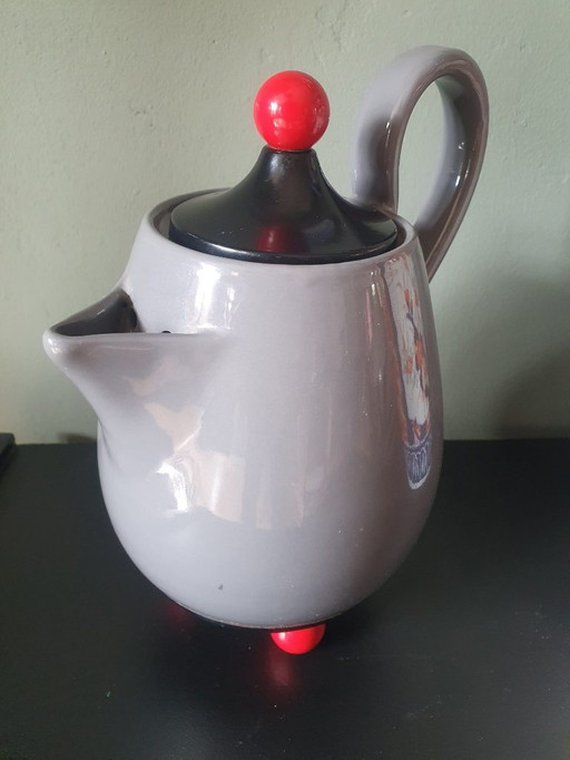 Vintage teapot by Pietro D'Amato - Memphis style