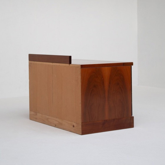 Image 1 of Set di due comodini in legno italiani di metà secolo