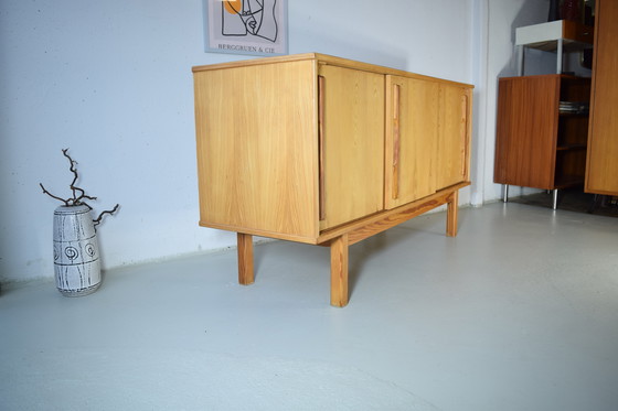 Image 1 of Deens dressoir/commode uit de jaren 70, vintage model.