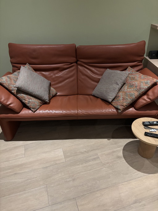 Jori Linea armchair in excellent condition 210x100x77 camel