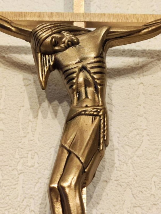 Image 1 of Crocifisso brutalista