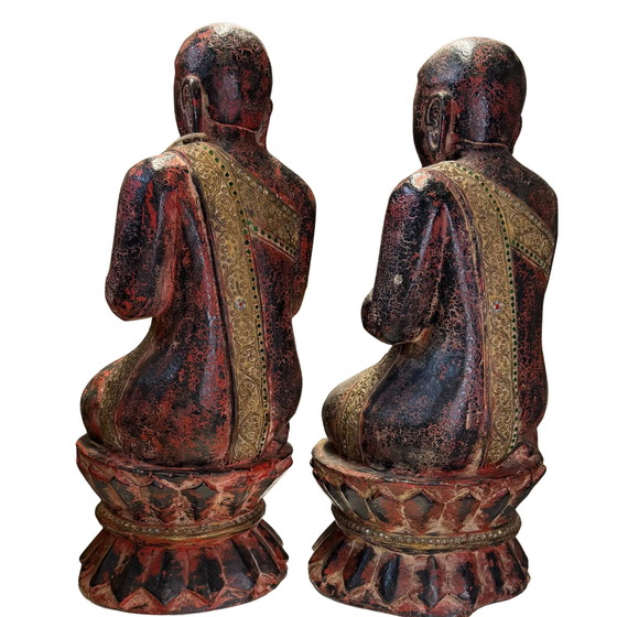 La Coppia Sangha – Antiche Immagini di Tempio Birmane con Provenienza da Galleria – ca. 1870 – Sculture (photo 7 of 10)