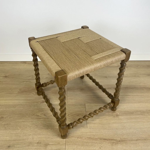 Barley – tabouret en chêne avec assise en corde de papier