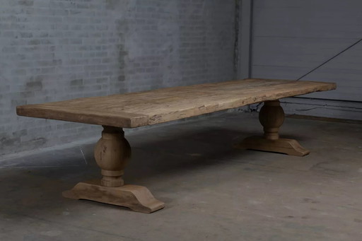 Grande Table Monastère Soleil en Chêne Massif – 300 cm – Finition Patinée