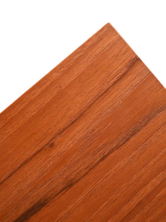 Image 1 of Scandinavisch nachtkastje van hout en metaal