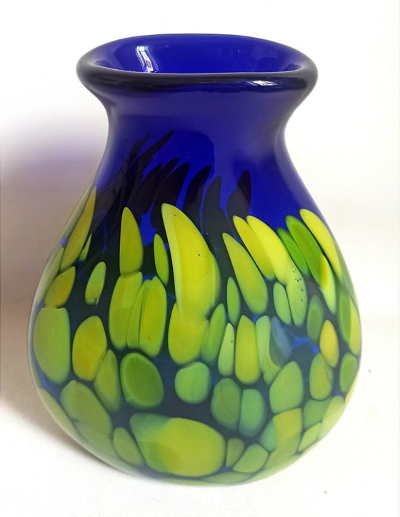 Cobalt Blue Vase with Makora Yellow Inclusion, Height 33 cm – Glass (photo 3 of 13)