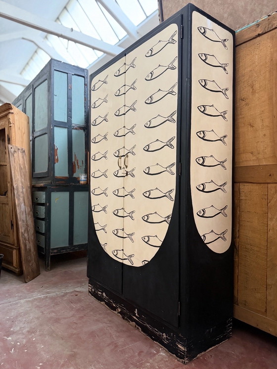 Image 1 of Art deco armadio met pesci